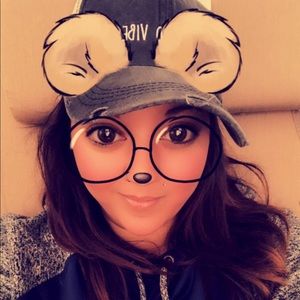 Meet your Posher, Brittany